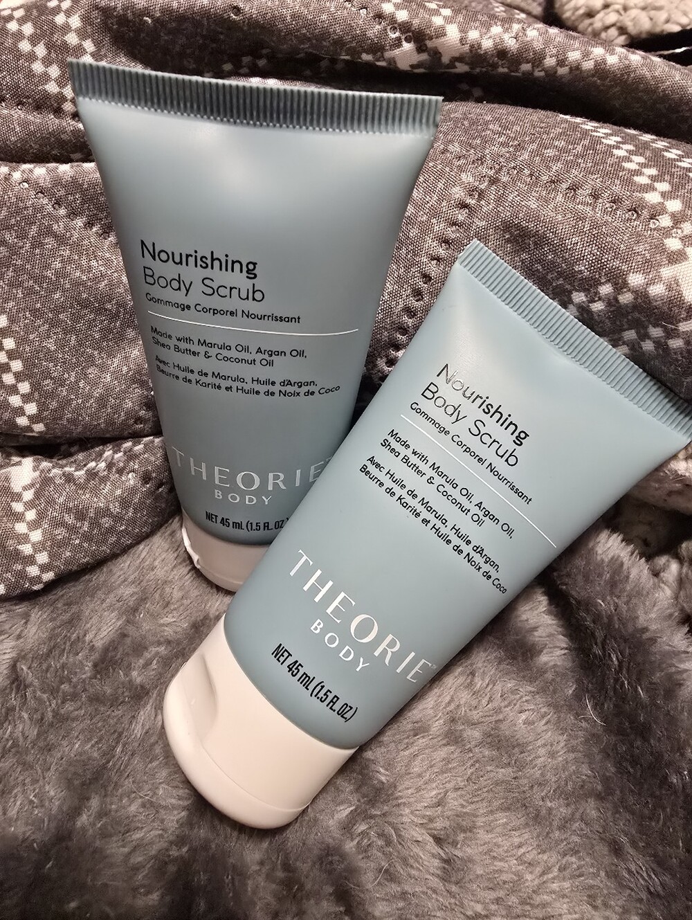 FREE WITH ANY $40 COSMETIC PURCHASE SET OF 2 THEORIE Body Scrubs